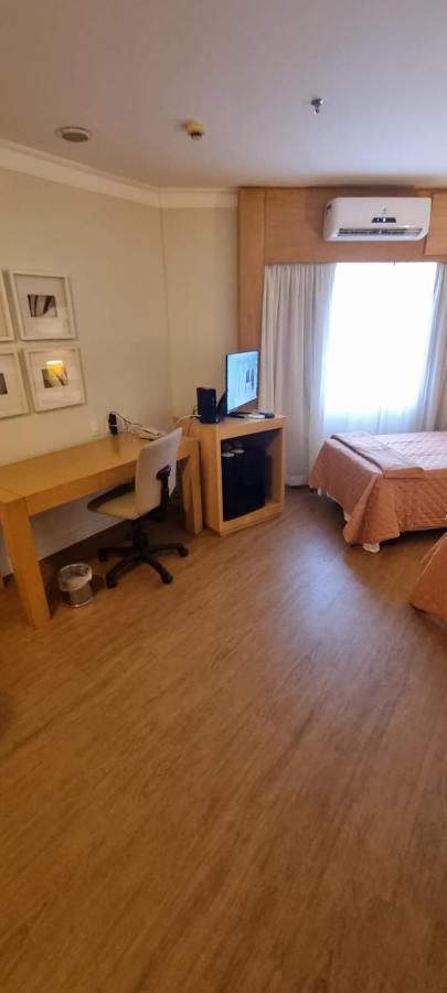 Flat Lindo Com Vista Em Frente Ao Aeroporto De Congonhas - H806 São Paulo